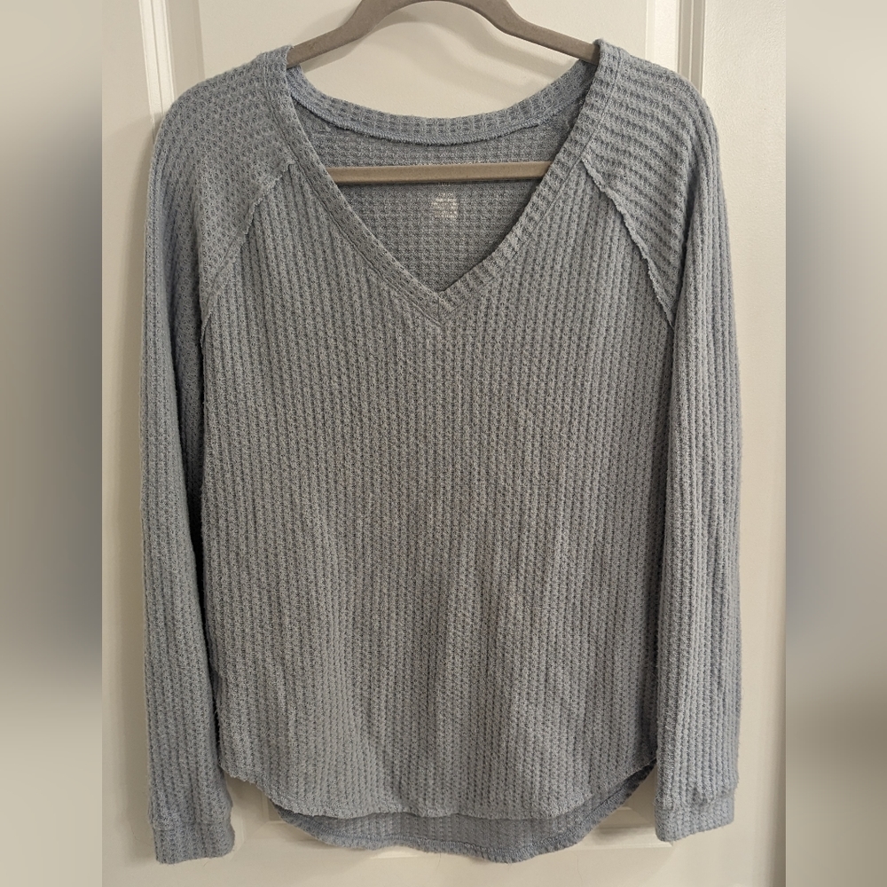 American Eagle knit sweater